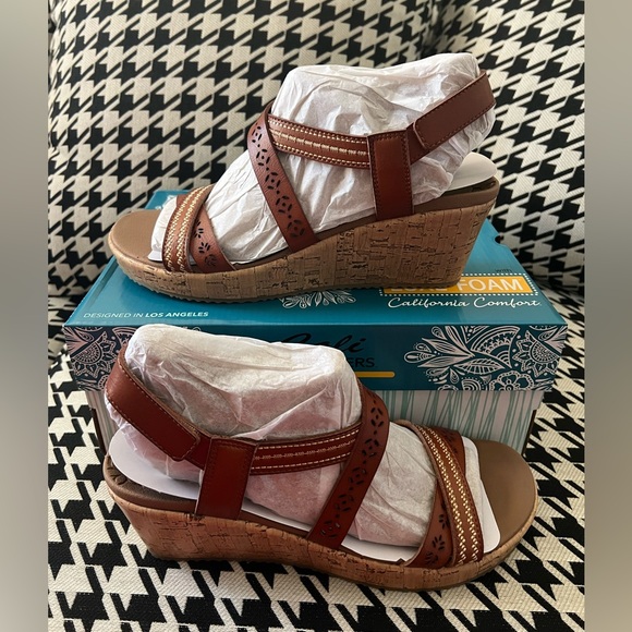 Skechers Cali Beverlee-Delicate Glow Sandals- Size 9.5 - Picture 1 of 8
